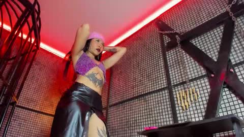 Naila online show from November 14, 3:55 pm