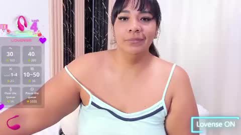 Snapshot of nailha1 chatting on June 22, 10:56 am Nailha online show from June 22, 10:56 am