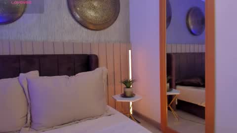 Snapshot of naishaford_1 chatting on November 12, 12:38 pm Naisha Ford online show from November 12, 12:38 pm