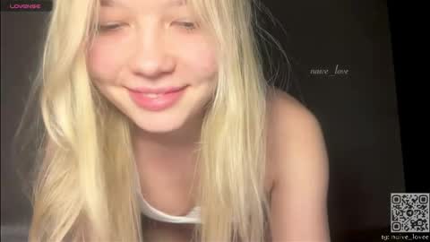 Mia  guest- Eva from DOUBLECUTIES online show from February 24, 2:15 pm