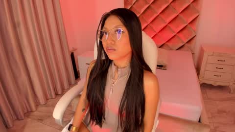 Snapshot of nakamura_san chatting on December 24, 11:38 am INSTAGRAM  m2221     online show from December 24, 11:38 am