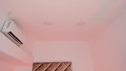 Snapshot of nakamura_san chatting on January 7, 10:43 am INSTAGRAM  m2221     online show from January 7, 10:43 am