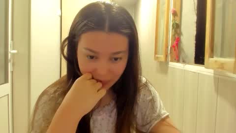 Snapshot of naked_bebe_hot chatting on September 8, 7:13 pm naked_bebe_hot online show from September 8, 7:13 pm