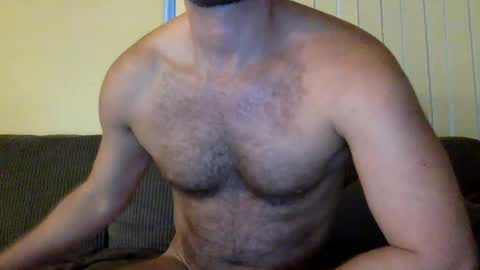 Snapshot of naked_dude25 chatting on February 11, 8:26 am naked_dude25 online show from February 11, 8:26 am