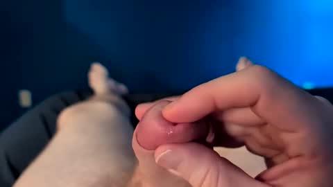 Naked slut online show from December 20, 3:19 pm