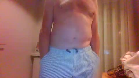Snapshot of nakedcock5518782 chatting on June 30, 5:41 am nakedcock5518782 online show from June 30, 5:41 am