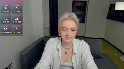 Snapshot of nakishacroshaw chatting on September 20, 11:00 am Kate online show from September 20, 11:00 am