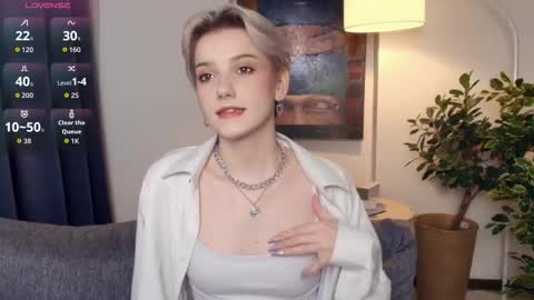 Snapshot of nakishacroshaw chatting on November 27, 12:29 pm Kate online show from November 27, 12:29 pm