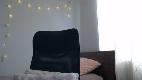 Snapshot of nala_foster chatting on June 28, 4:24 pm Nala online show from June 28, 4:24 pm