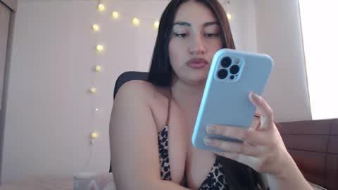 Snapshot of nala_foster chatting on July 24, 9:13 pm Nala online show from July 24, 9:13 pm