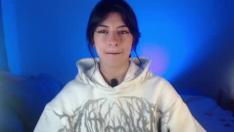 Snapshot of nala_saphir chatting on November 21, 6:34 am nala_saphir online show from November 21, 6:34 am