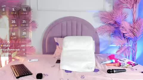 Snapshot of nalapalmer chatting on May 24, 11:43 pm nalapalmer online show from May 24, 11:43 pm