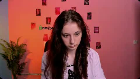 Snapshot of nami_glow chatting on July 17, 6:57 pm your Nami online show from July 17, 6:57 pm