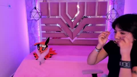 nami_usagi online show from December 20, 11:43 am