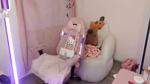 nami_usagi online show from November 13, 2:49 pm