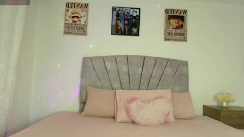 NamiThompson online show from March 1, 2:35 am