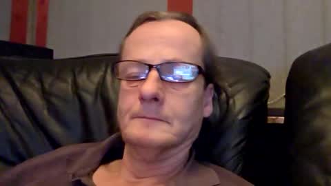 Snapshot of namorreyeb chatting on February 22, 6:06 pm namorreyeb online show from February 22, 6:06 pm