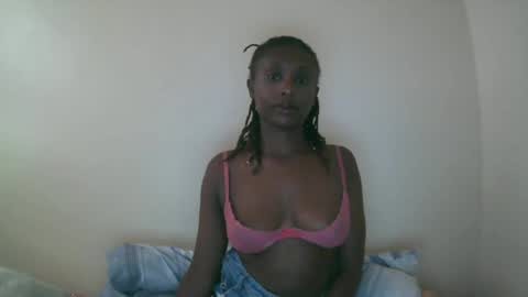 Snapshot of nana2095 chatting on June 12, 7:51 am nana2095 online show from June 12, 7:51 am