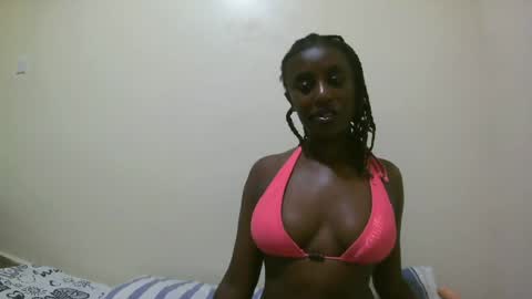 Snapshot of nana2095 chatting on July 6, 11:18 pm nana2095 online show from July 6, 11:18 pm