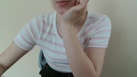 Snapshot of nana_new chatting on April 7, 8:04 am Nana online show from April 7, 8:04 am