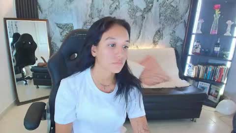 Snapshot of nanami_20 chatting on February 9, 6:34 pm samantha online show from February 9, 6:34 pm