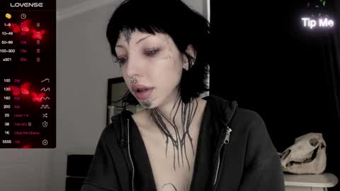 Snapshot of nananevaeragain chatting on December 30, 11:48 am Nana online show from December 30, 11:48 am