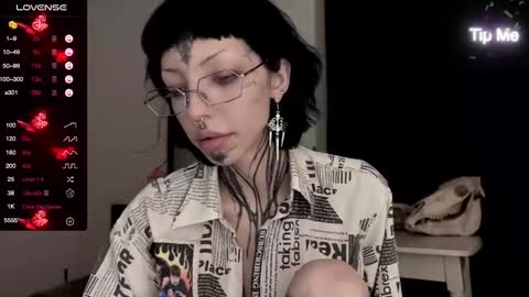 Snapshot of nananevaeragain chatting on January 6, 7:13 pm Nana online show from January 6, 7:13 pm