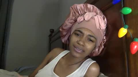 nanaonn online show from February 6, 3:48 pm