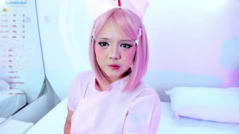 NanaOsaky online show from December 30, 12:20 pm