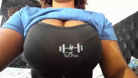nancy_ebony_ online show from October 12, 5:12 pm