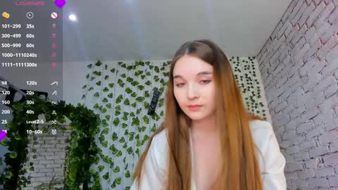 Snapshot of nancycaseys chatting on February 27, 1:07 pm Luna online show from February 27, 1:07 pm