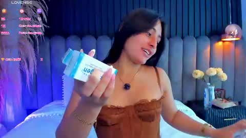 Nanda online show from June 11, 11:25 pm
