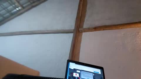 Snapshot of nando152251731 chatting on April 1, 8:04 am nando152251731 online show from April 1, 8:04 am