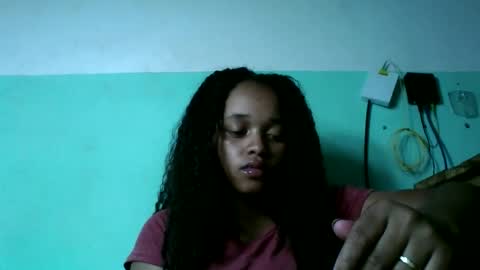 nandrianina416143 online show from February 18, 7:15 am