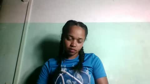 Snapshot of nandrianina416143 chatting on May 20, 2:29 am nandrianina416143 online show from May 20, 2:29 am
