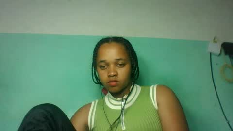 nandrianina416143 online show from June 22, 4:59 pm