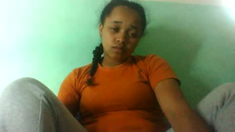 nandrianina416143 online show from July 31, 10:36 am