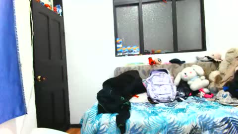 Snapshot of nanilux_1 chatting on October 21, 12:44 am nanilux_1 online show from October 21, 12:44 am