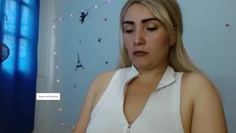 nanis online show from March 11, 3:29 pm