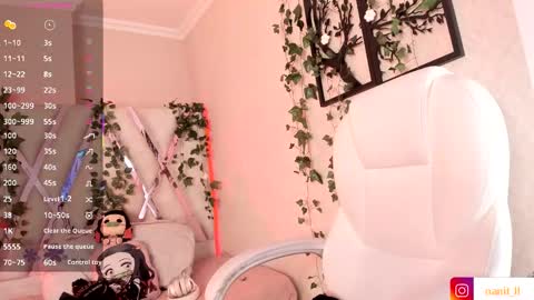 anna online show from October 18, 7:47 pm