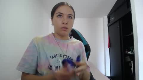 Snapshot of nanna_yoshi chatting on January 12, 6:05 pm nanna yoshi online show from January 12, 6:05 pm