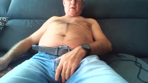 Snapshot of nano22968832 chatting on October 5, 3:21 pm nano22968832 online show from October 5, 3:21 pm