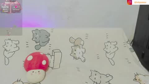 Snapshot of naoko_uwu chatting on May 25, 1:00 am Naoko online show from May 25, 1:00 am