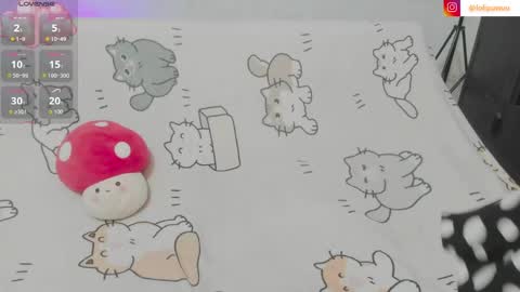Snapshot of naoko_uwu chatting on May 28, 1:14 am Naoko online show from May 28, 1:14 am