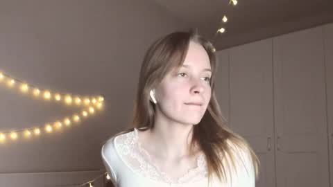 Naomi online show from May 5, 7:22 pm