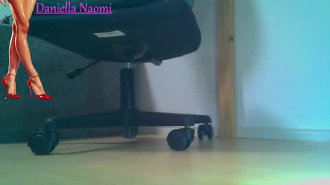 Daniella Naomi online show from February 11, 10:04 am