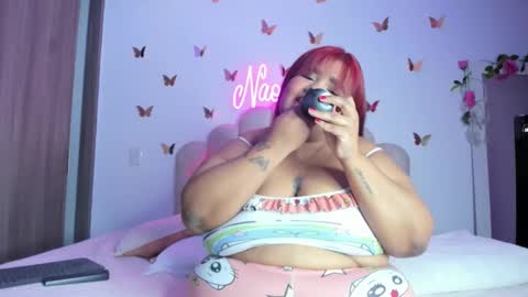 Snapshot of naomiasha_ chatting on November 9, 11:25 pm online show from November 9, 11:25 pm