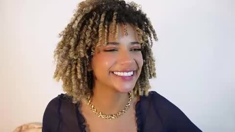 Snapshot of naomidawsonn chatting on July 21, 1:19 am naomidawson online show from July 21, 1:19 am