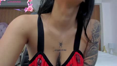 Naomi Frost online show from April 29, 1:26 pm