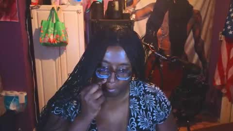 Snapshot of naomifux chatting on March 2, 2:25 am Naomi online show from March 2, 2:25 am